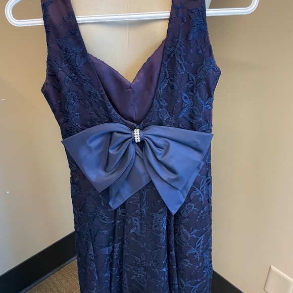 Vintage navy lace Sweetheart Neckline bow back cocktail Dress - women’s Size 4 - Picture 4 of 6